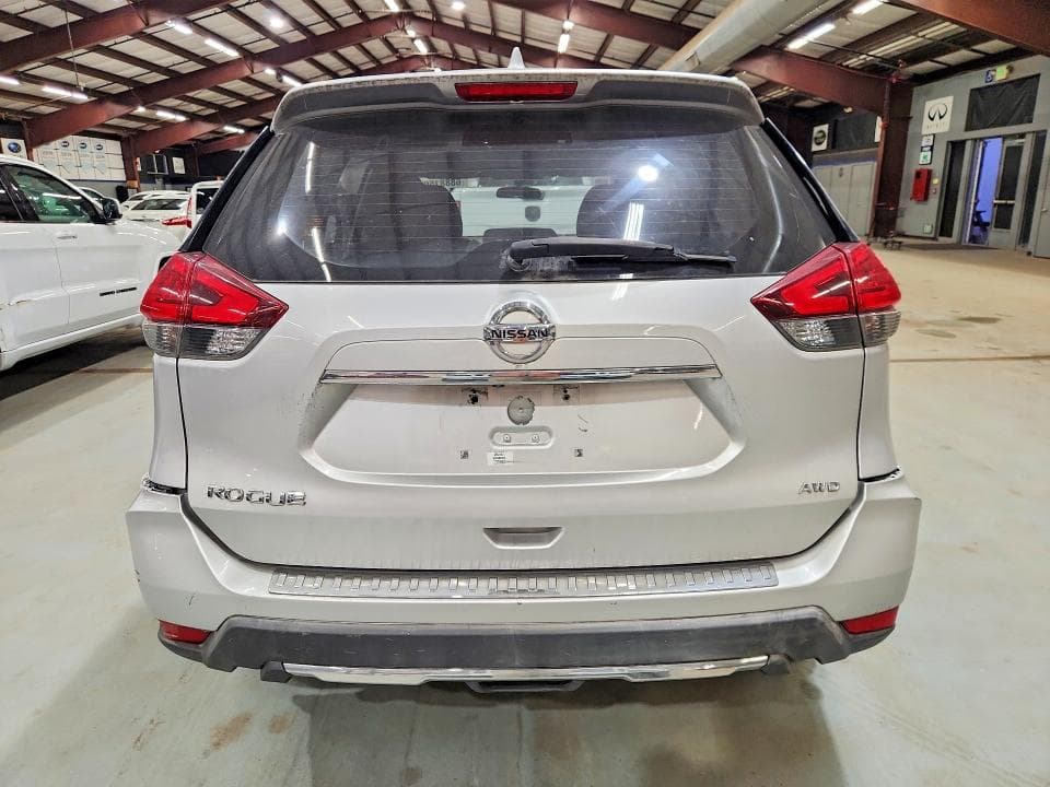 2017 NISSAN ROGUE S 6