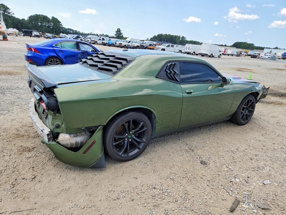 2018 DODGE CHALLENGER SXT 3
