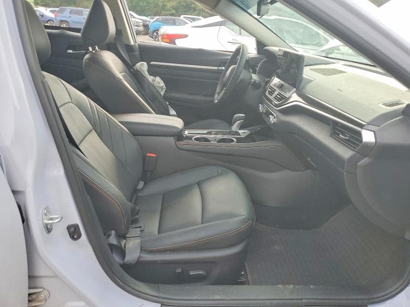 2025 NISSAN ALTIMA SR 7
