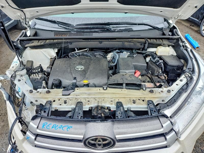 2017 TOYOTA HIGHLANDER XLE 12