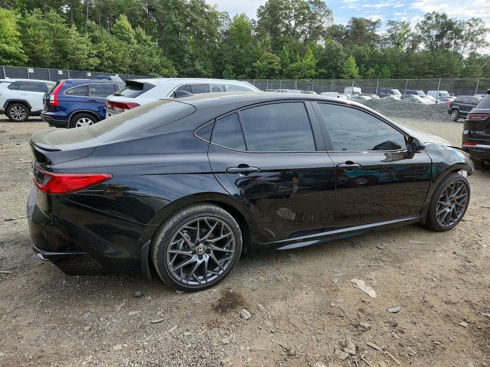 2025 TOYOTA CAMRY XSE 3