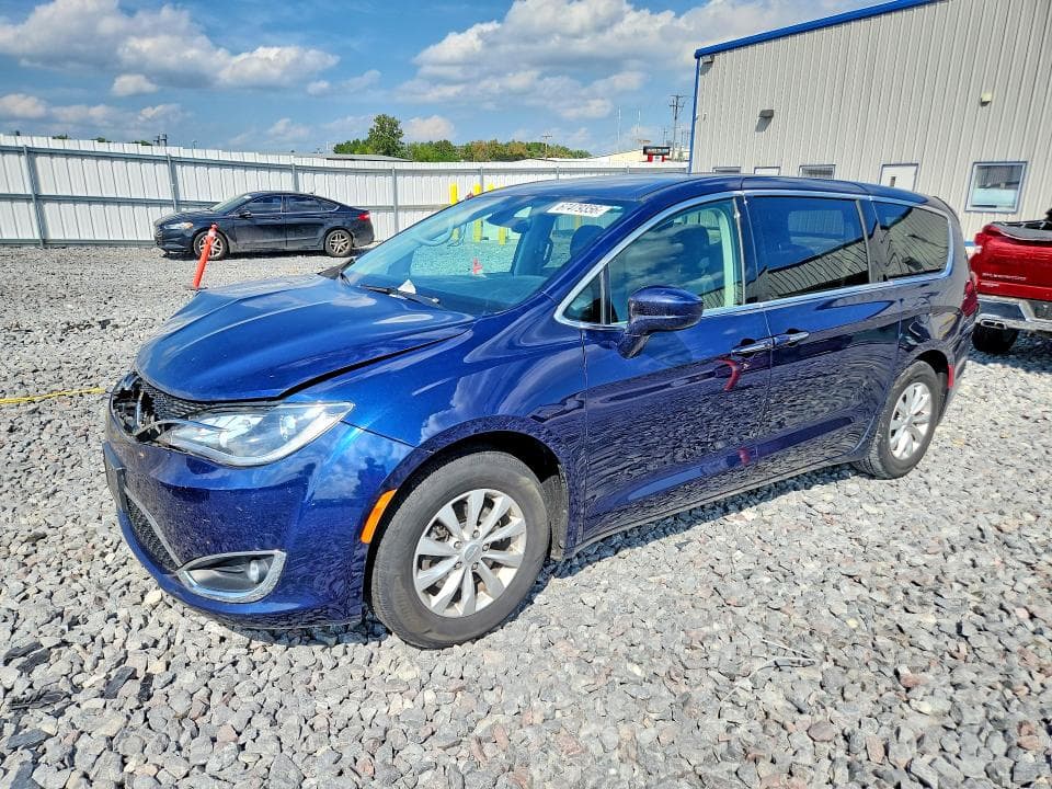 2018 CHRYSLER PACIFICA TOURING PLUS - 1