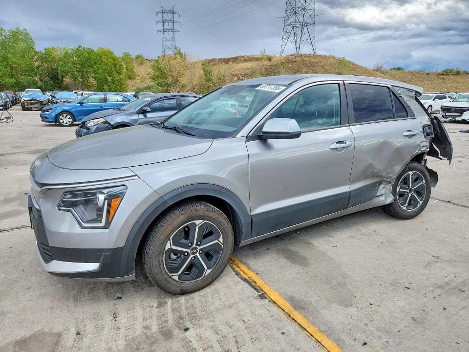 2023 KIA NIRO LX