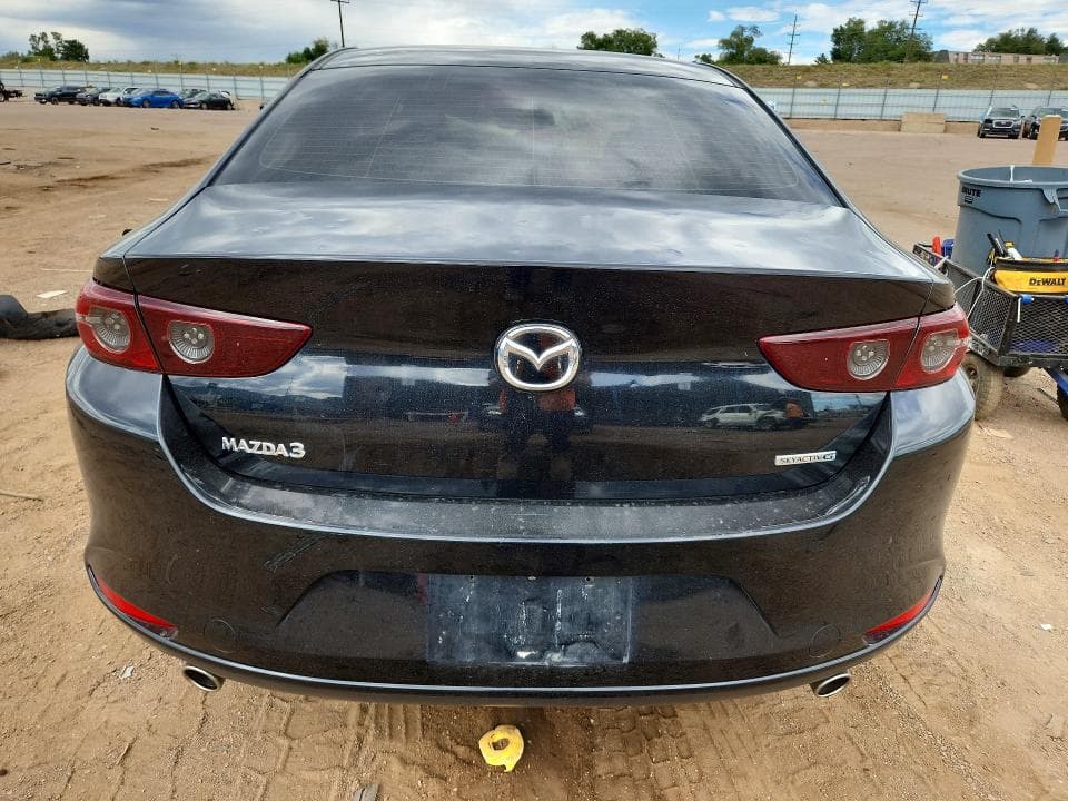 2021 MAZDA 3 SELECT 6
