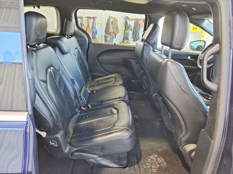2019 CHRYSLER PACIFICA TOURING L 11