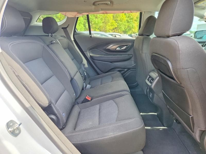 2023 GMC TERRAIN SLE 11