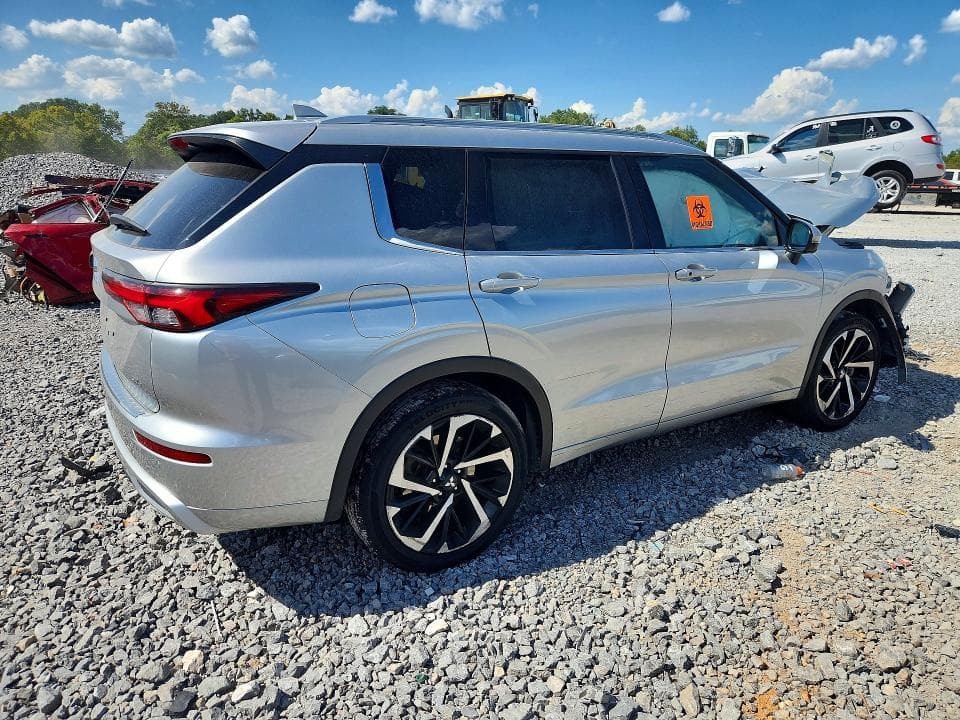 2024 MITSUBISHI OUTLANDER SEL 3