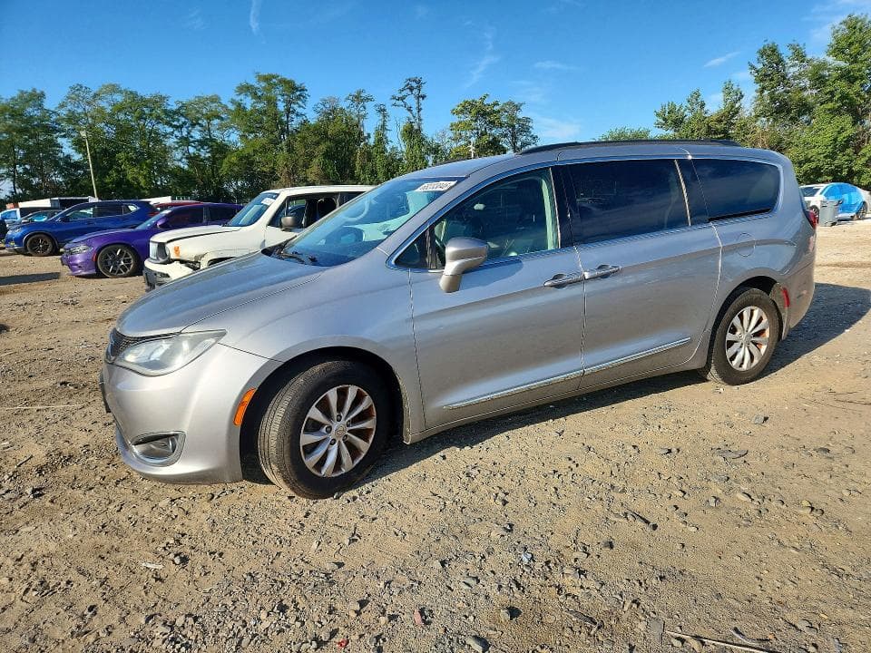 2017 CHRYSLER PACIFICA TOURING L - 1