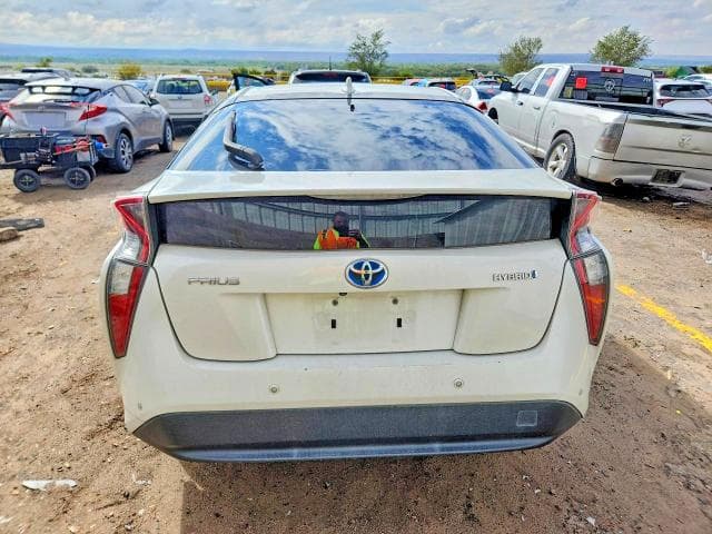 2017 TOYOTA PRIUS TWO 6