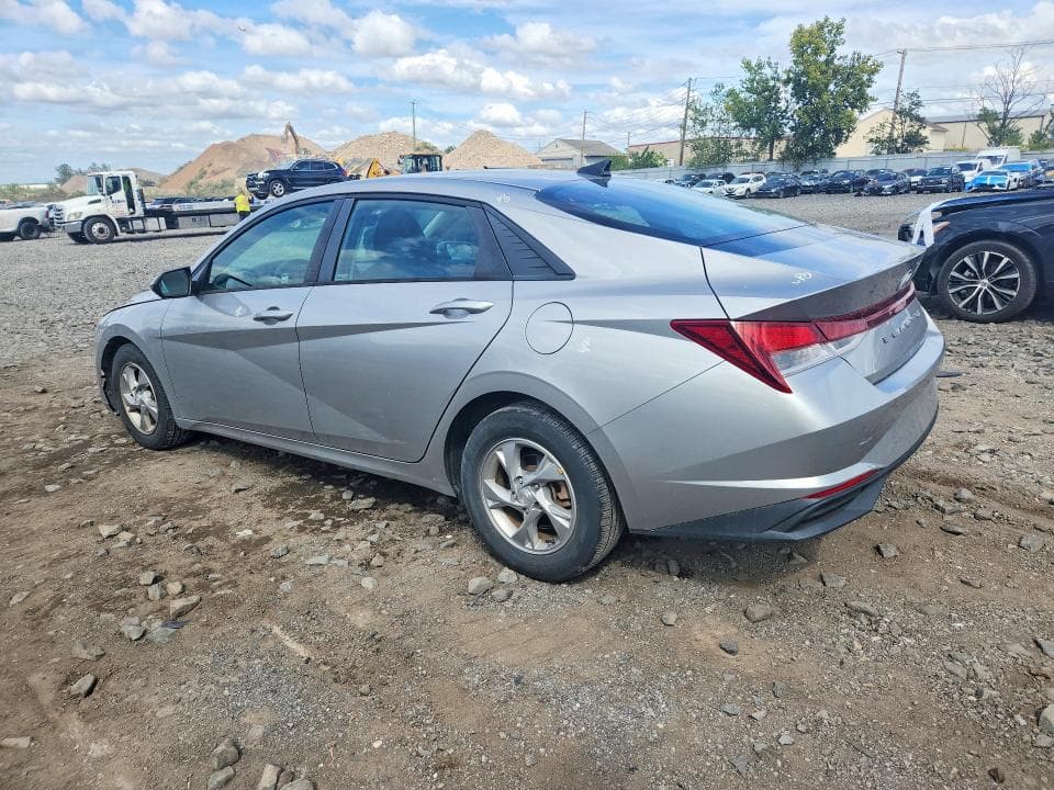 2021 HYUNDAI ELANTRA SE 2
