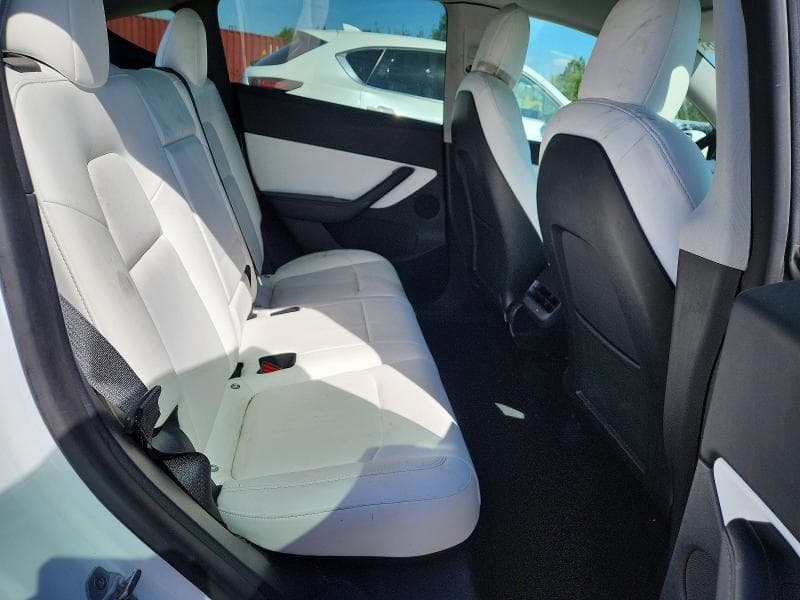 2022 TESLA MODEL Y 10