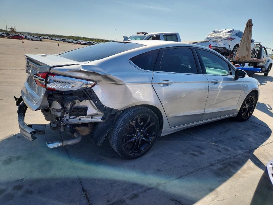 2019 FORD FUSION SE 3