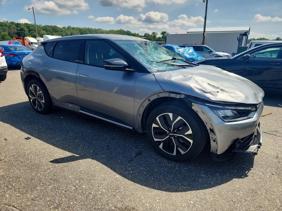 2024 KIA EV6 WIND 4