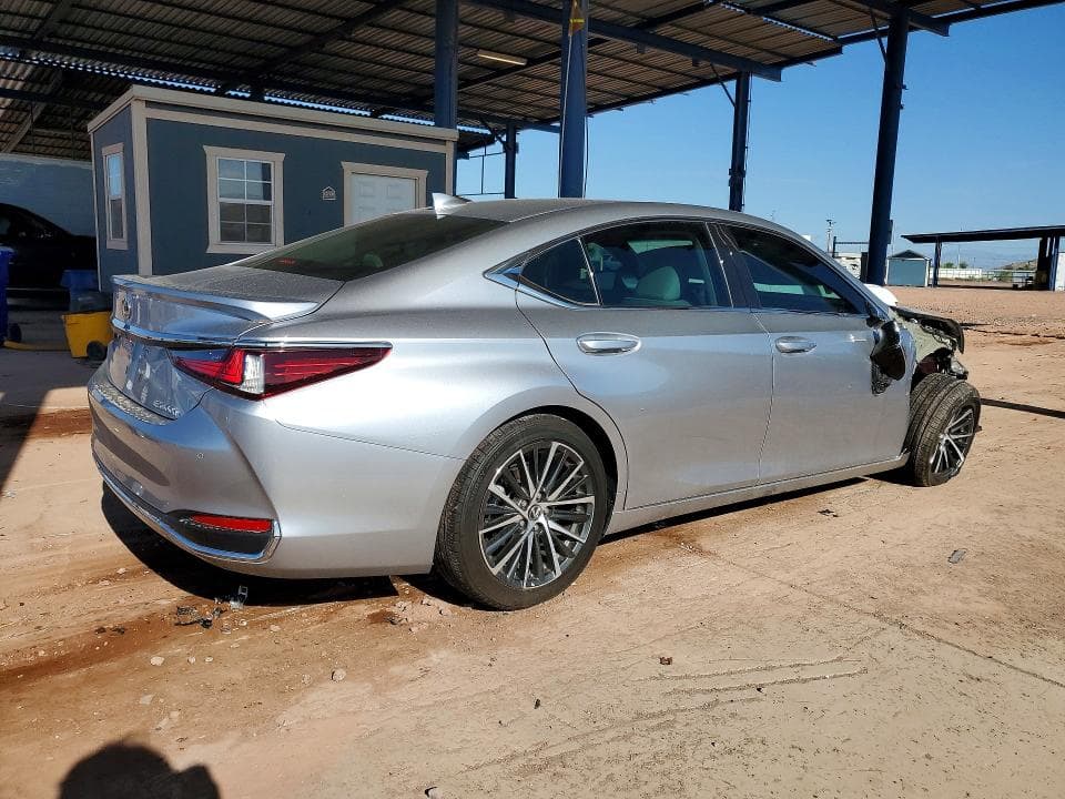 2025 LEXUS ES 300H BASE 3