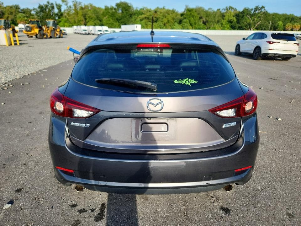 2018 MAZDA 3 TOURING 6