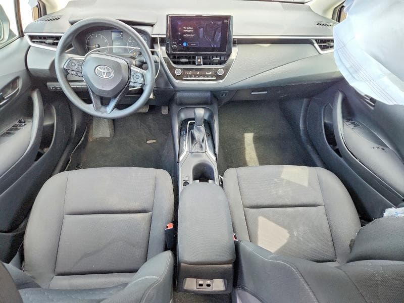 2025 TOYOTA COROLLA LE 8