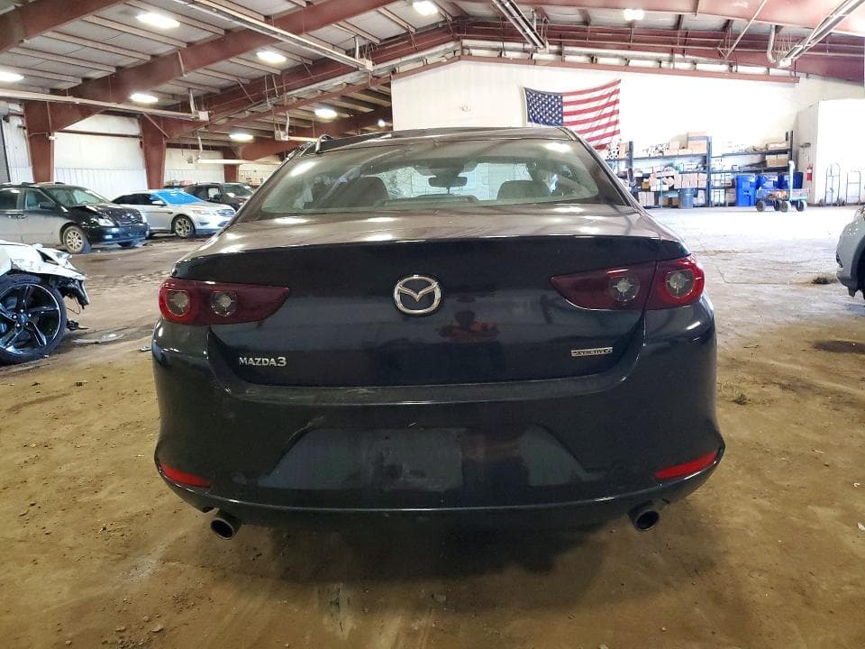 2022 MAZDA 3 6