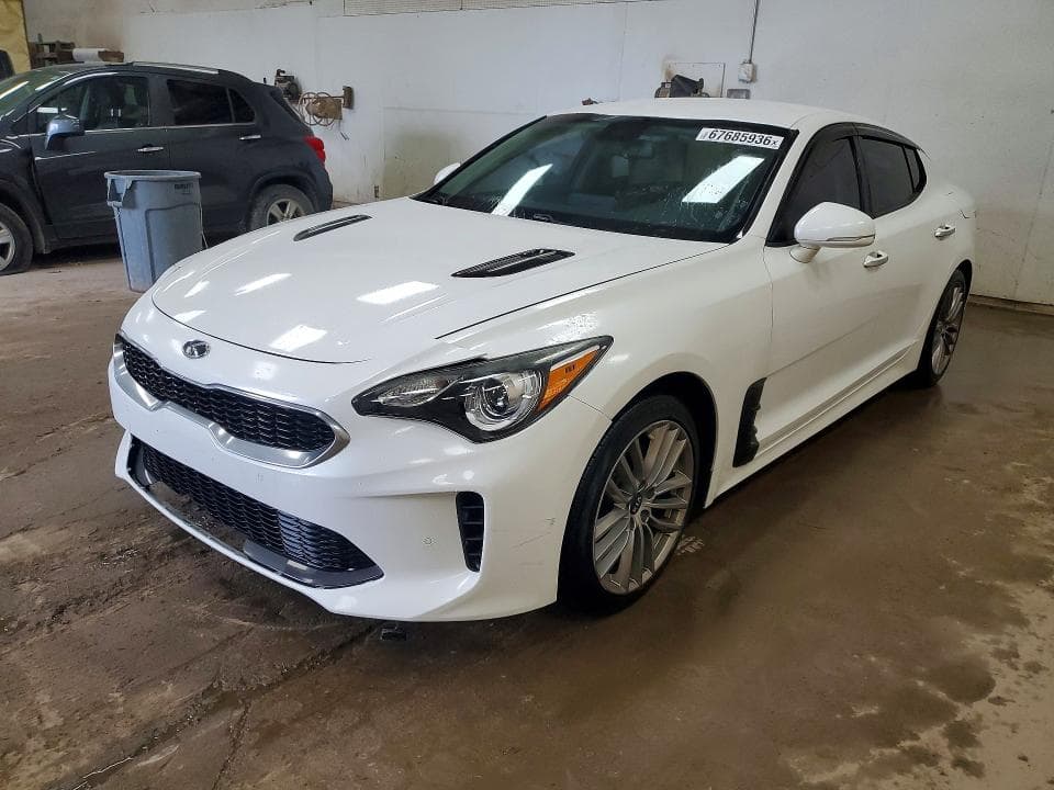 2018 KIA STINGER BASE - 1