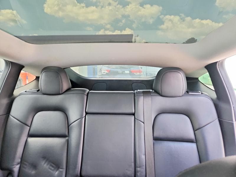 2021 TESLA MODEL Y 10