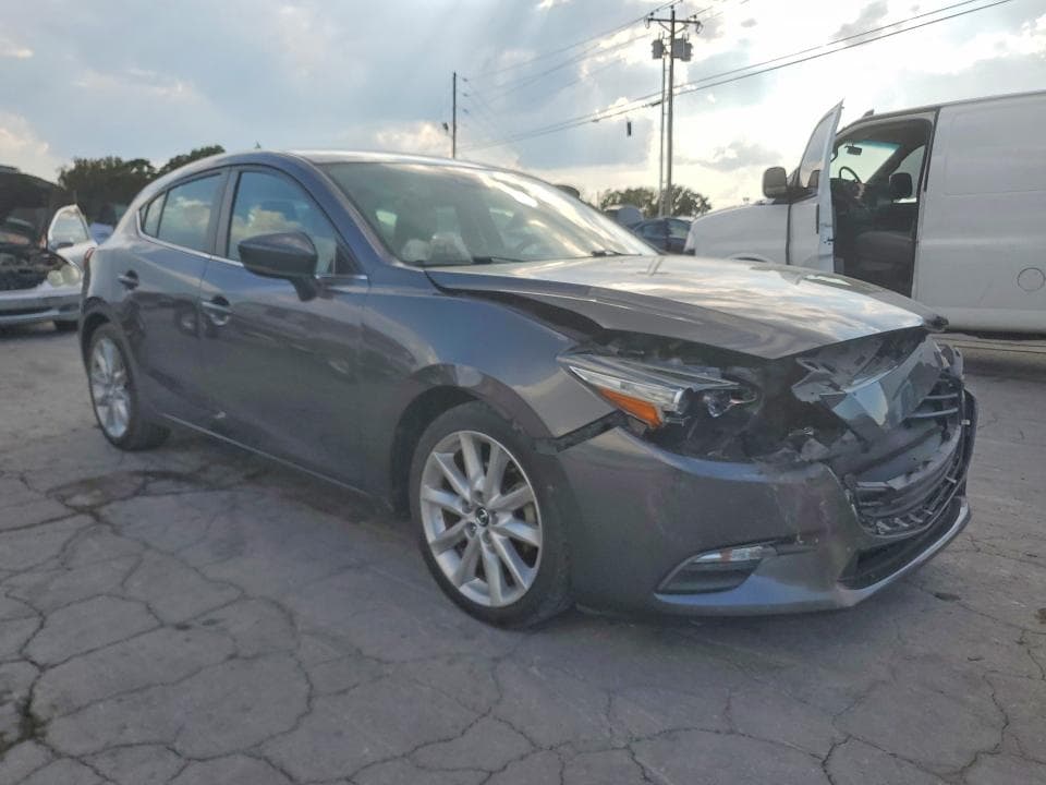 2017 MAZDA 3 TOURING 4