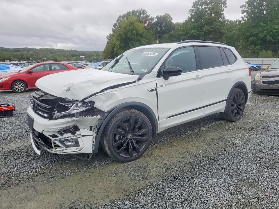 2021 VOLKSWAGEN TIGUAN SE
