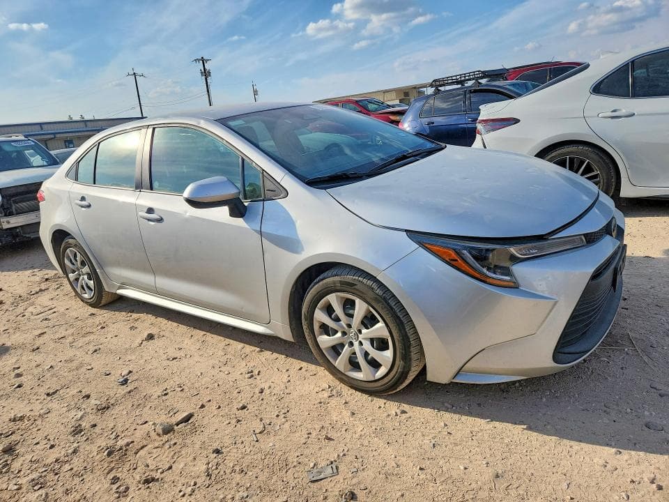 2025 TOYOTA COROLLA LE 4