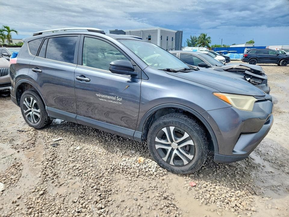 2018 TOYOTA RAV4 LE 4