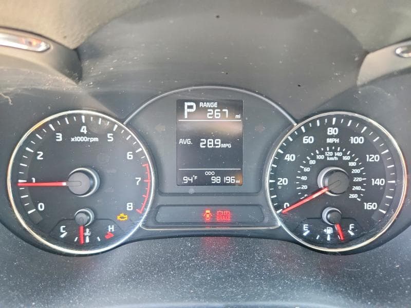 2017 KIA FORTE LX 9