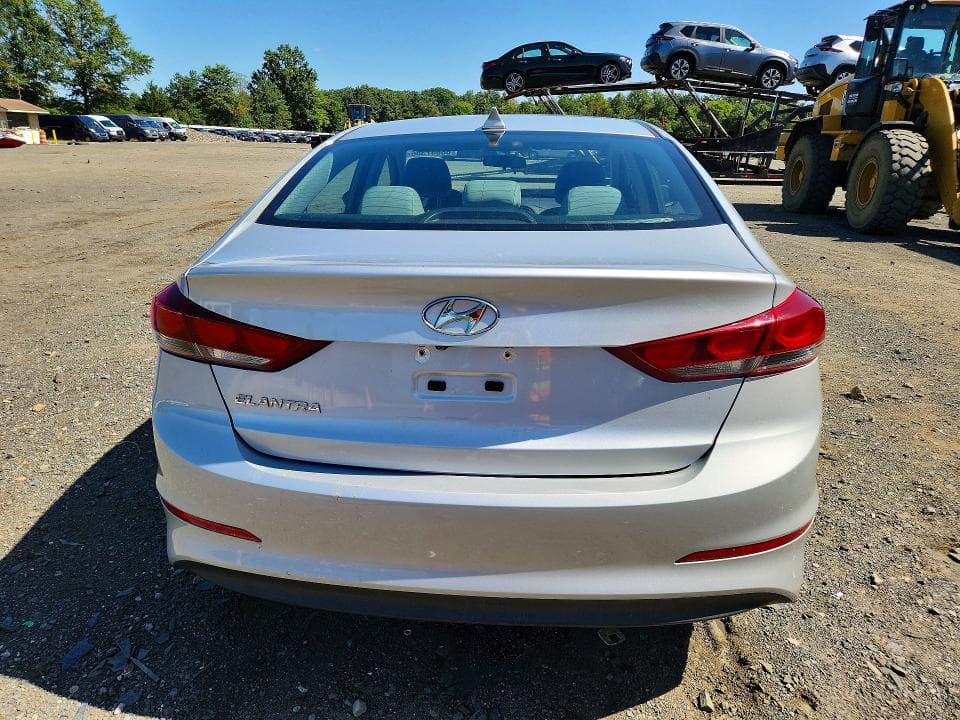 2017 HYUNDAI ELANTRA SE 6