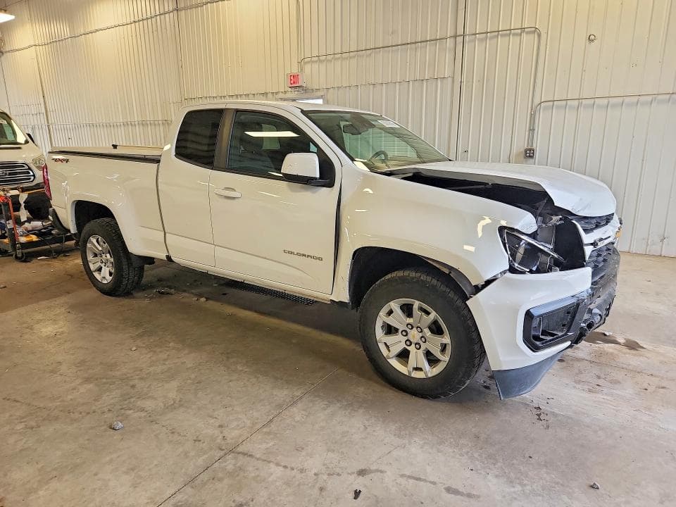 2022 CHEVROLET COLORADO LT 4