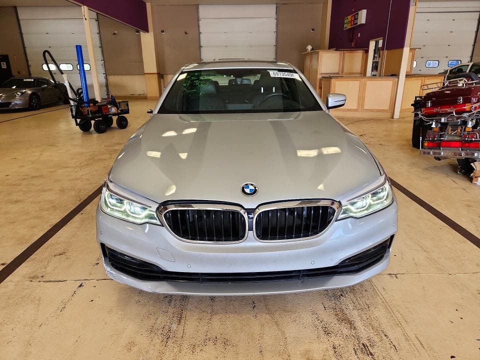 2017 BMW 530 XI 5