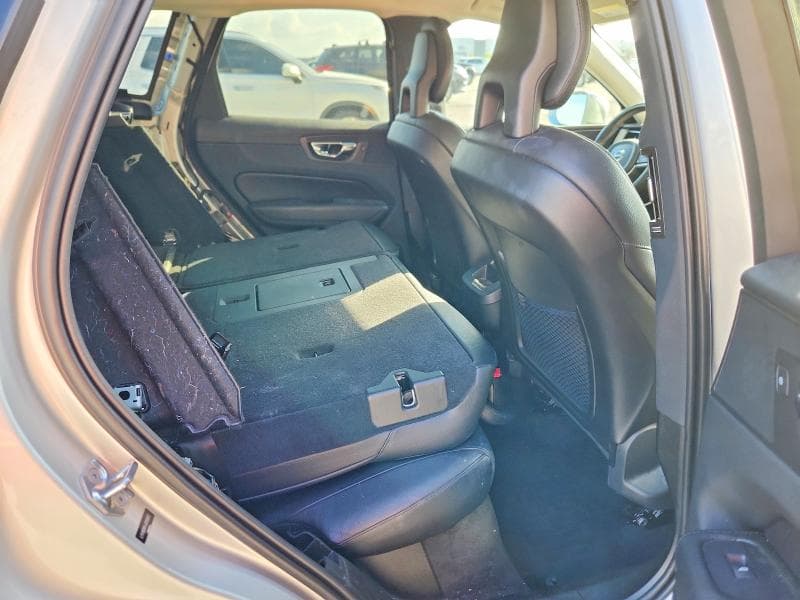 2018 VOLVO XC60 T5 11