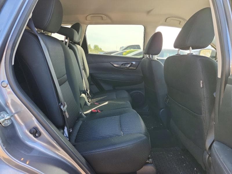 2019 NISSAN ROGUE SV 10