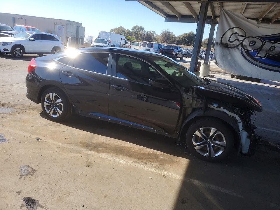 2018 HONDA CIVIC LX 4