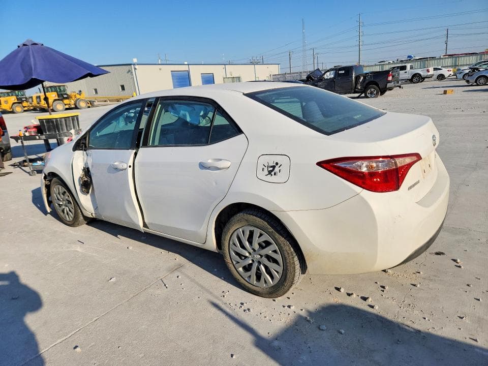 2017 TOYOTA COROLLA LE 2