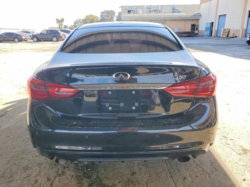 2021 INFINITI Q50 LUXE 6
