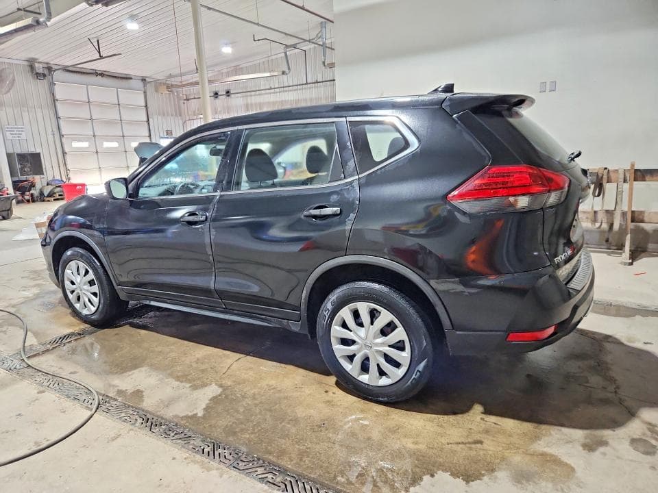 2017 NISSAN ROGUE S 2
