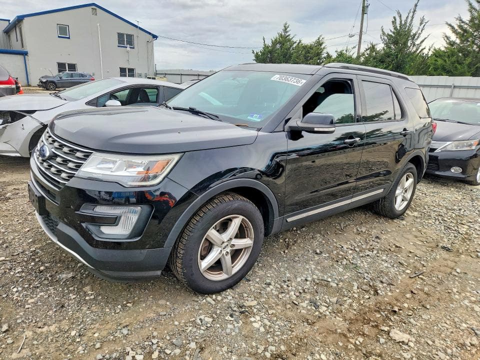 2017 FORD EXPLORER XLT - 1