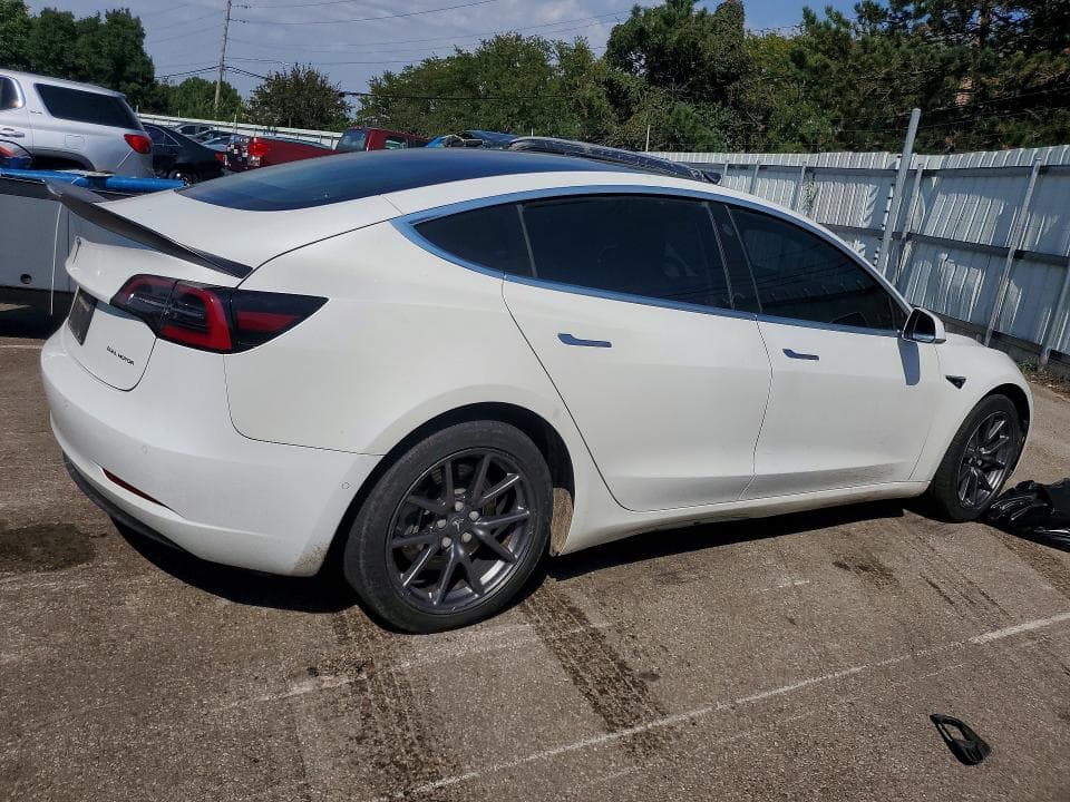 2020 TESLA MODEL 3 3