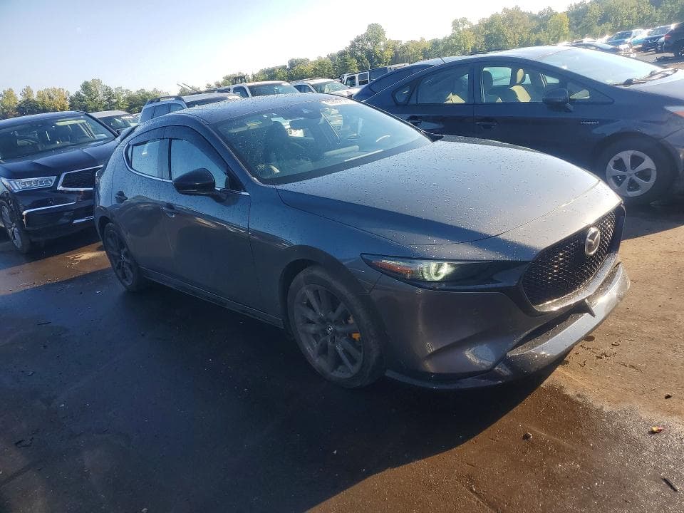 2021 MAZDA 3 PREMIUM PLUS 4