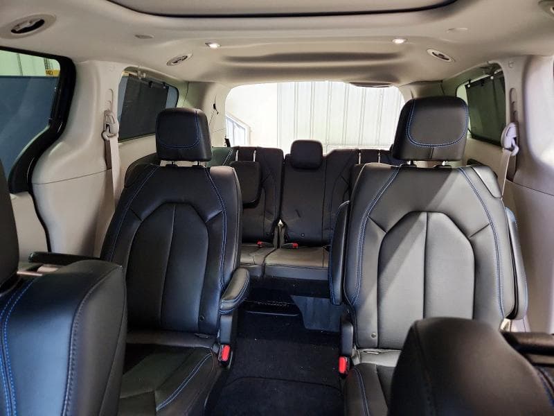 2021 CHRYSLER PACIFICA TOURING L 10