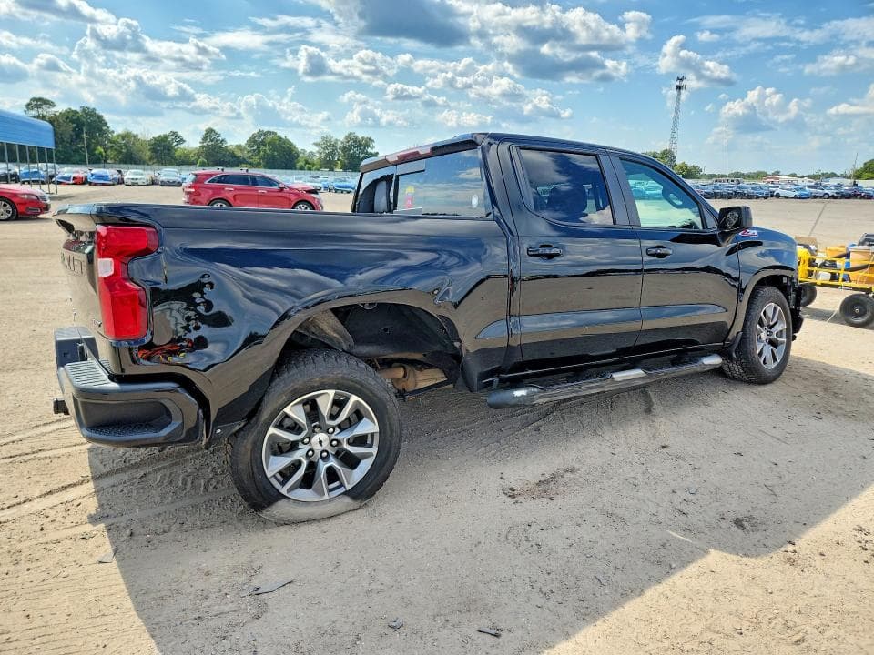 2021 CHEVROLET SILVERADO K1500 RST 3