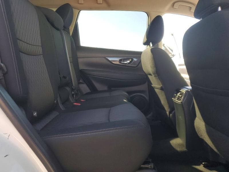 2017 NISSAN ROGUE SV 11