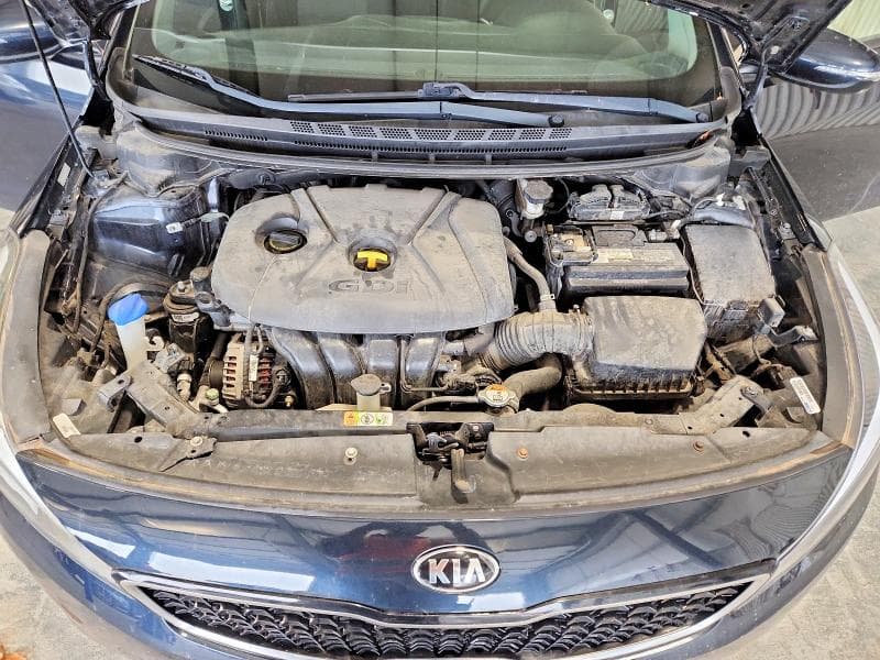 2018 KIA FORTE5 LX 11