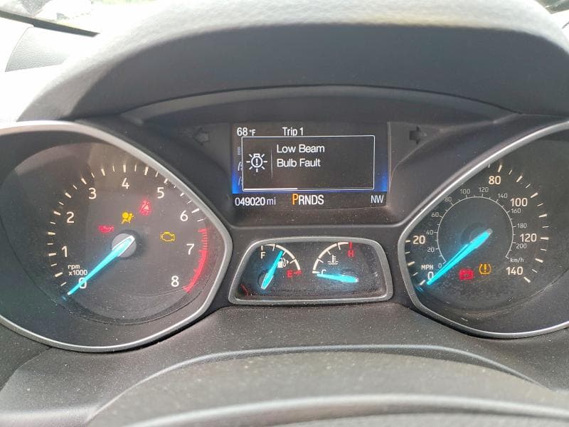 2017 FORD ESCAPE SE 9