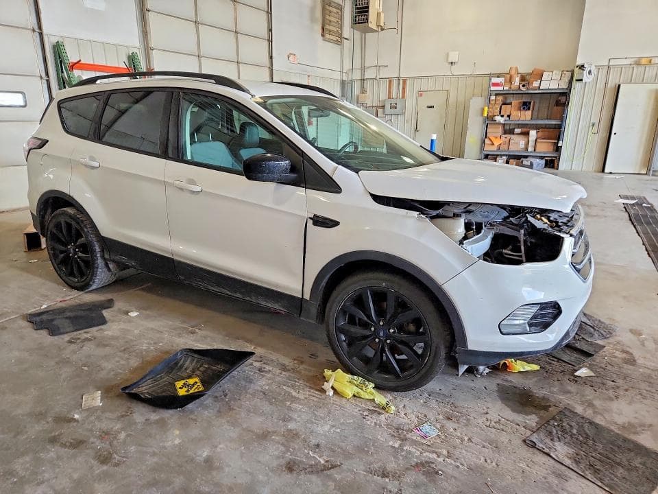 2018 FORD ESCAPE SE 4