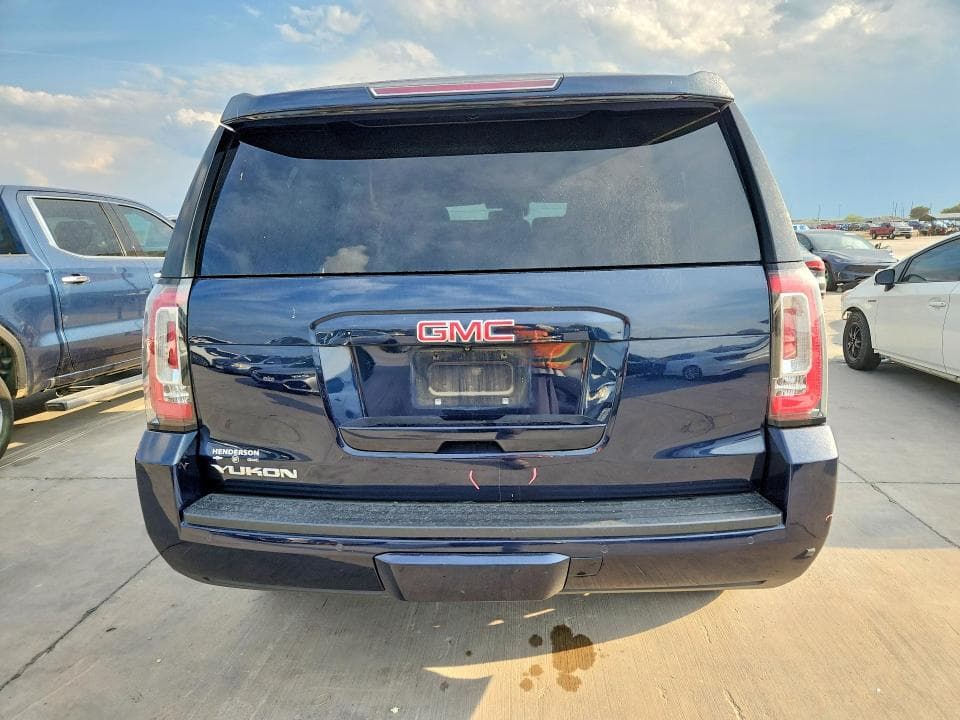 2020 GMC YUKON SLT 6