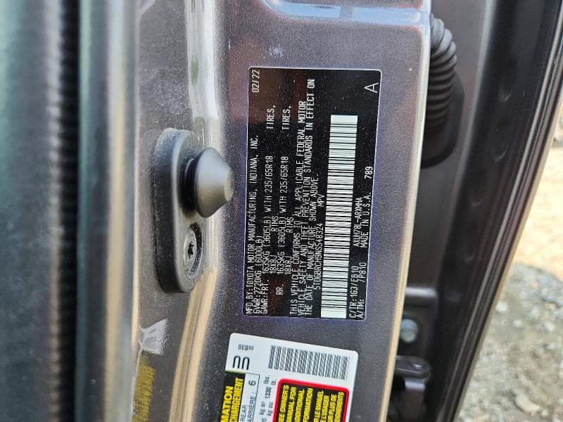 2022 TOYOTA HIGHLANDER HYBRID XLE 13