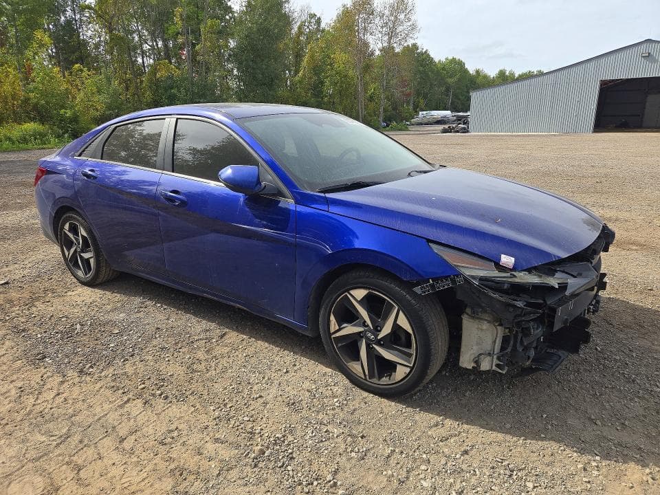 2022 HYUNDAI ELANTRA SEL 4