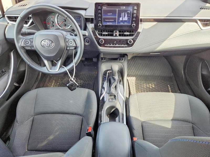 2020 TOYOTA COROLLA SE 8